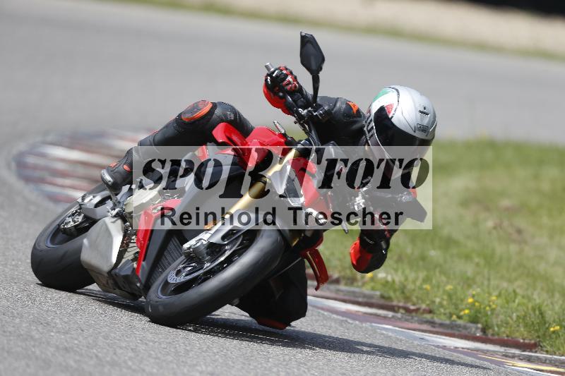 /27 12.06.2025 Ducati Schweiz Trackday Warmup  ADR/gelb-jeaune/ohne